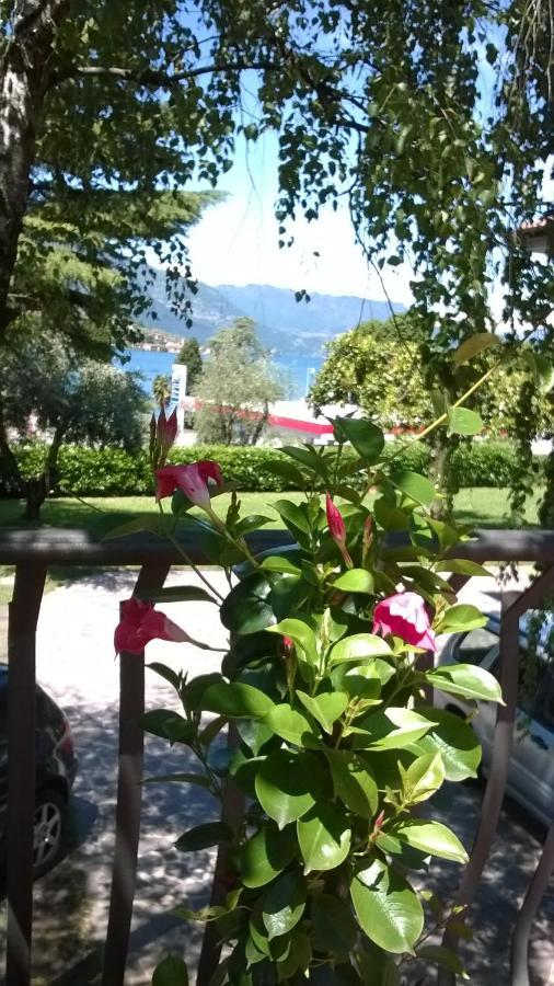 Villa Leilani B&B Sale Marasino Kültér fotó