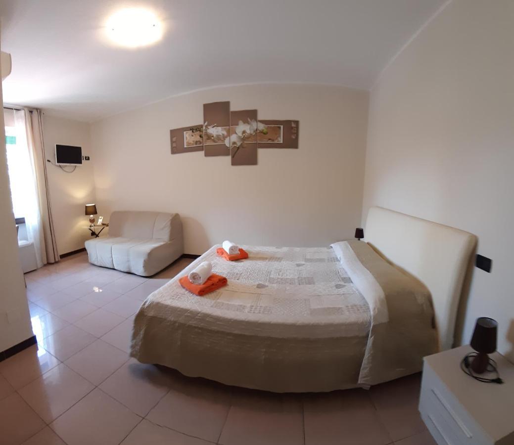 Villa Leilani B&B Sale Marasino Kültér fotó