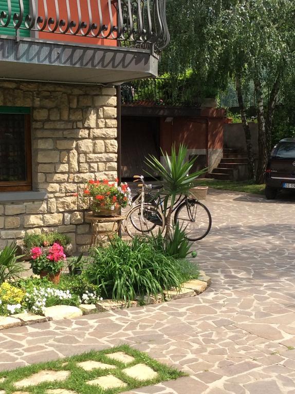 Villa Leilani B&B Sale Marasino Kültér fotó
