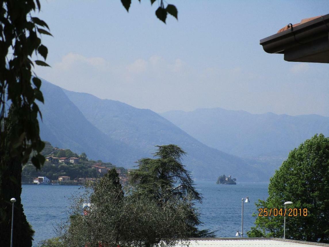 Villa Leilani B&B Sale Marasino Kültér fotó